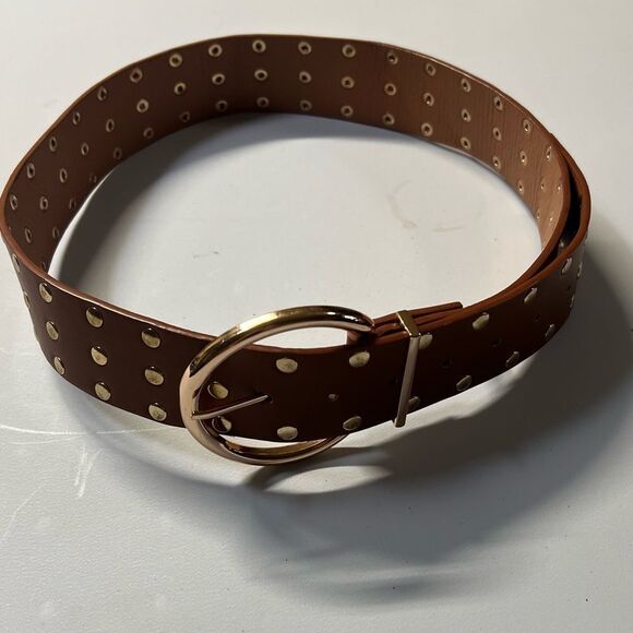 Vici studded belt-NWOT - Picture 2 of 4
